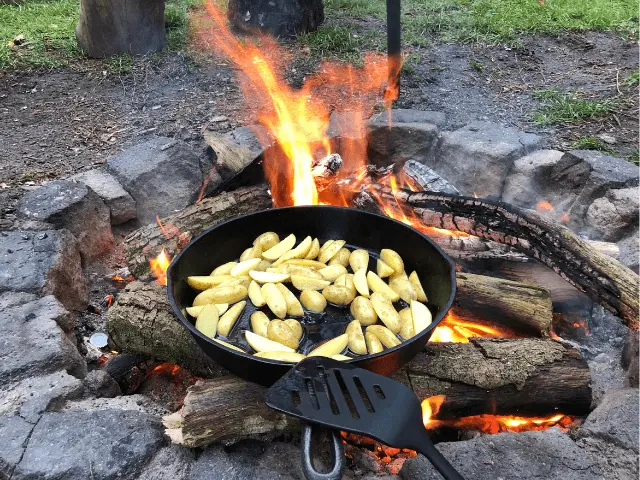 Buitenkoken op Eerde